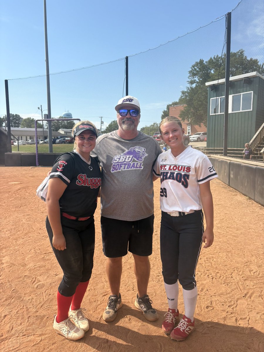 lsimmons2028's tweet photo. BIG thanks to Southwest Baptist for hosting today! I had so much fun getting to know the staff and players while showing off my skills. 

@SCHSsoftball1 @sbubearcats_sb @trippswish @LadySluggersOrg https://t.co/EpNWw6dKJv