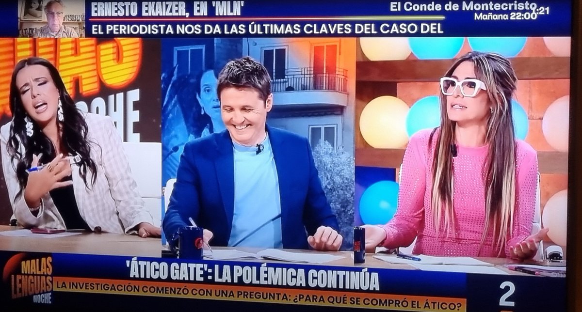 taloswebs's tweet photo. @JesusCintora
@MalasLenguas_Tv  ves como permites que Sarita intente ridiculizar a Arantxa cada vez que habla... y encima te ríes 🤡 https://t.co/RoFGeKzuoL