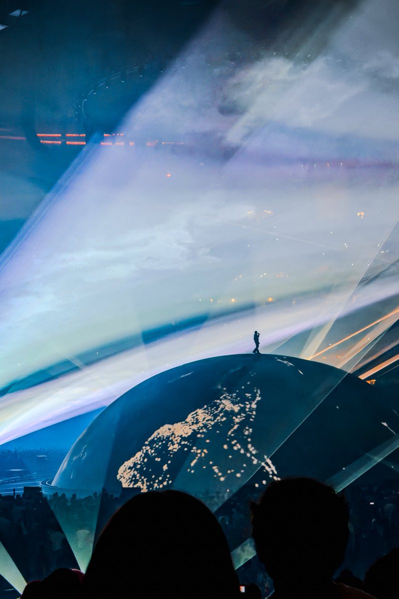 kaeganmc's tweet photo. Ye live at the Superdome.

the greatest in the world. https://t.co/U40eyLu5g6