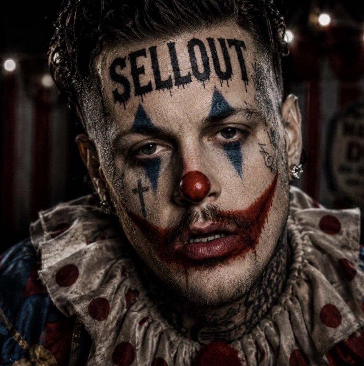 Lissa25800's tweet photo. @BuzzPatterson @JellyRoll615 “Somebody save me, me from myself” - Jelly Roll https://t.co/bhGJIk7k5h