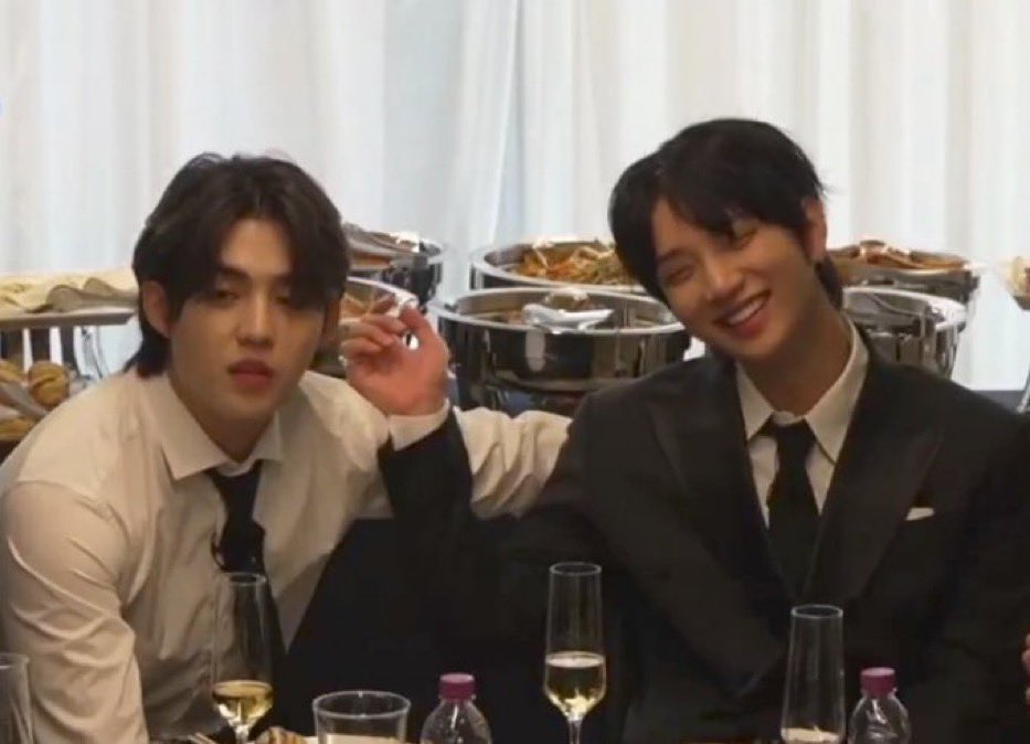zkdlscoups's tweet photo. happy cheolsoo day 🥰 https://t.co/6nkN1p5RJF