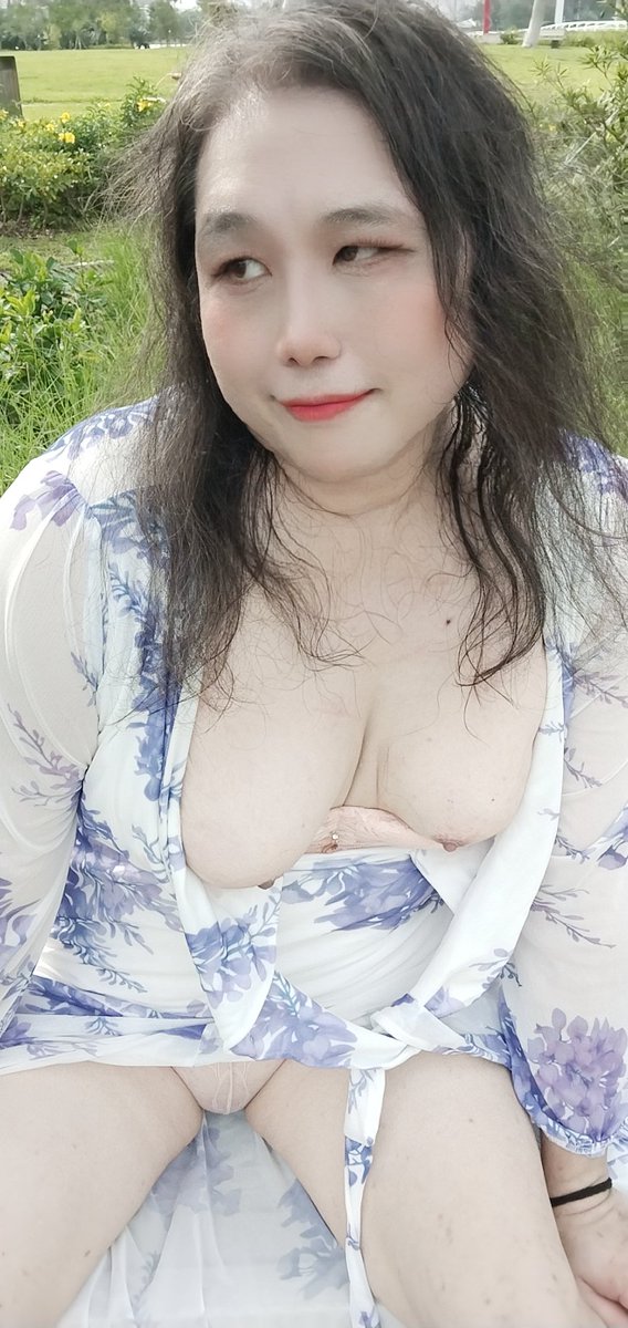 Siphiria0022's tweet photo. 做人有時真係好辛苦 自己拍拍照發發照 都可��比人罵是錯 https://t.co/5WGtWLqW0k