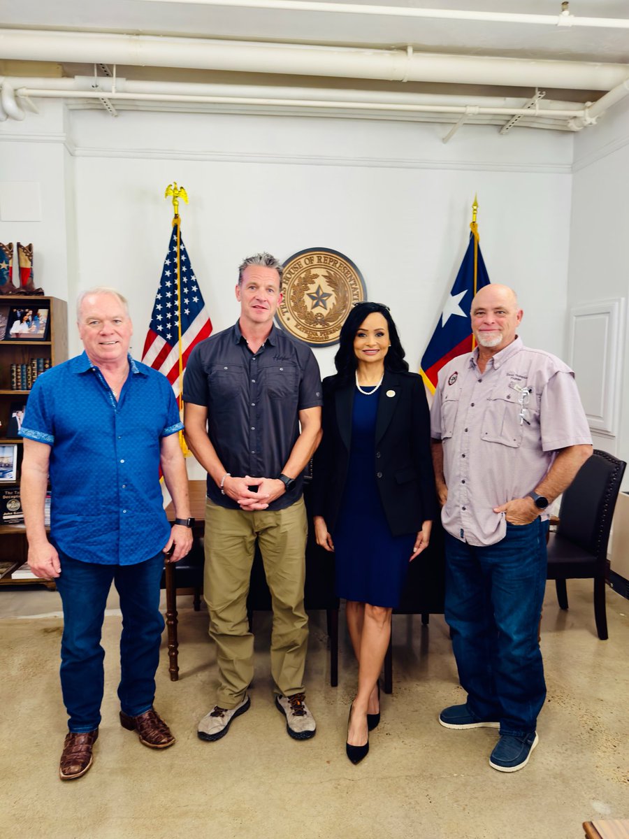 KatrinaPierson's tweet photo. As summer winds down, conversations with HD-33 constituents, local business leaders and organizations who share a common vision for the district’s future continue. Setting aside time in the district for these important discussions remains a priority. https://t.co/Kt2cSADEds