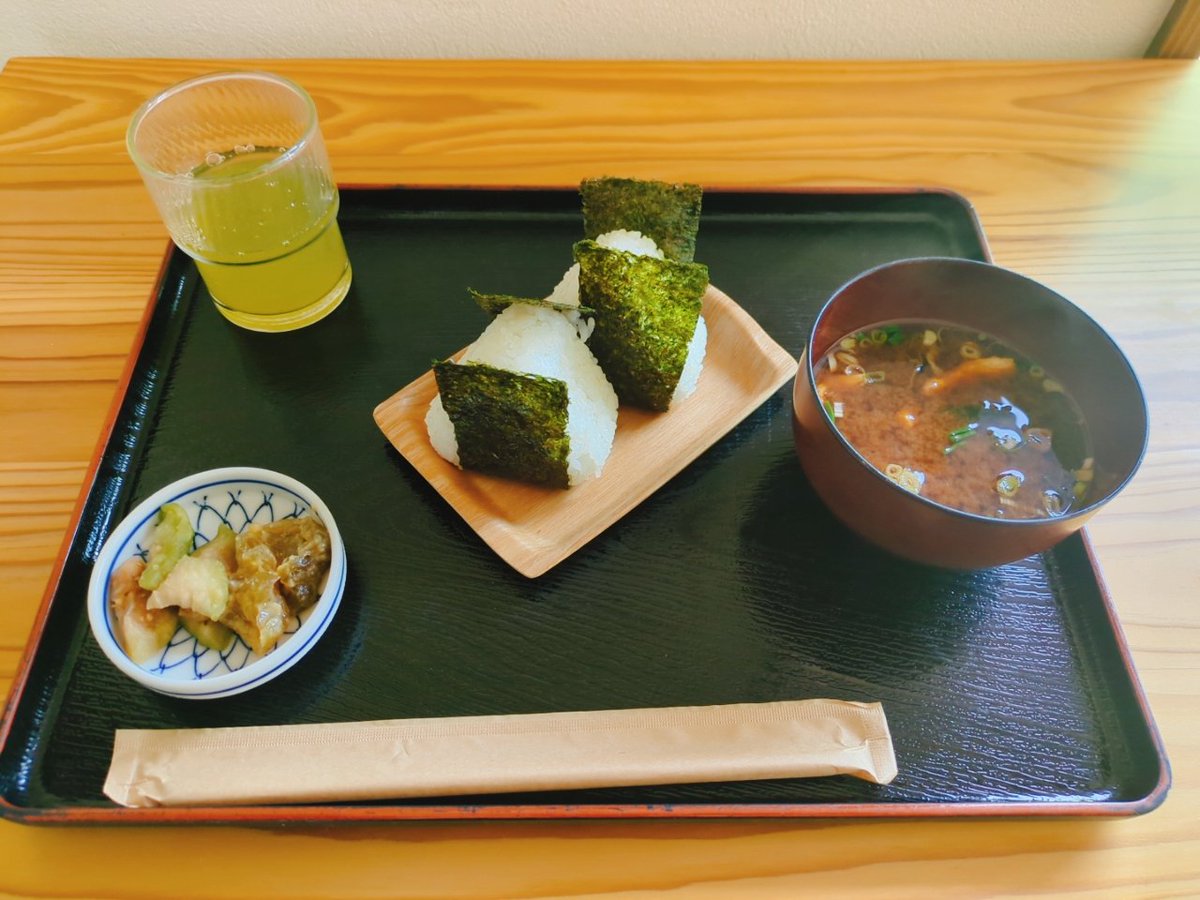 pon260703's tweet photo. 朝活カフェ2026【道の駅アグリステーションなぐら】
おそらく春季最後の朝活カフェ！予想はしてたけどステッカーは配布終了してました。雨雲レーダーとにらめっこしながら、ブラブラします。
#デイトナJP
#朝活カフェ
#したら朝活 https://t.co/NU0tbcwRYO