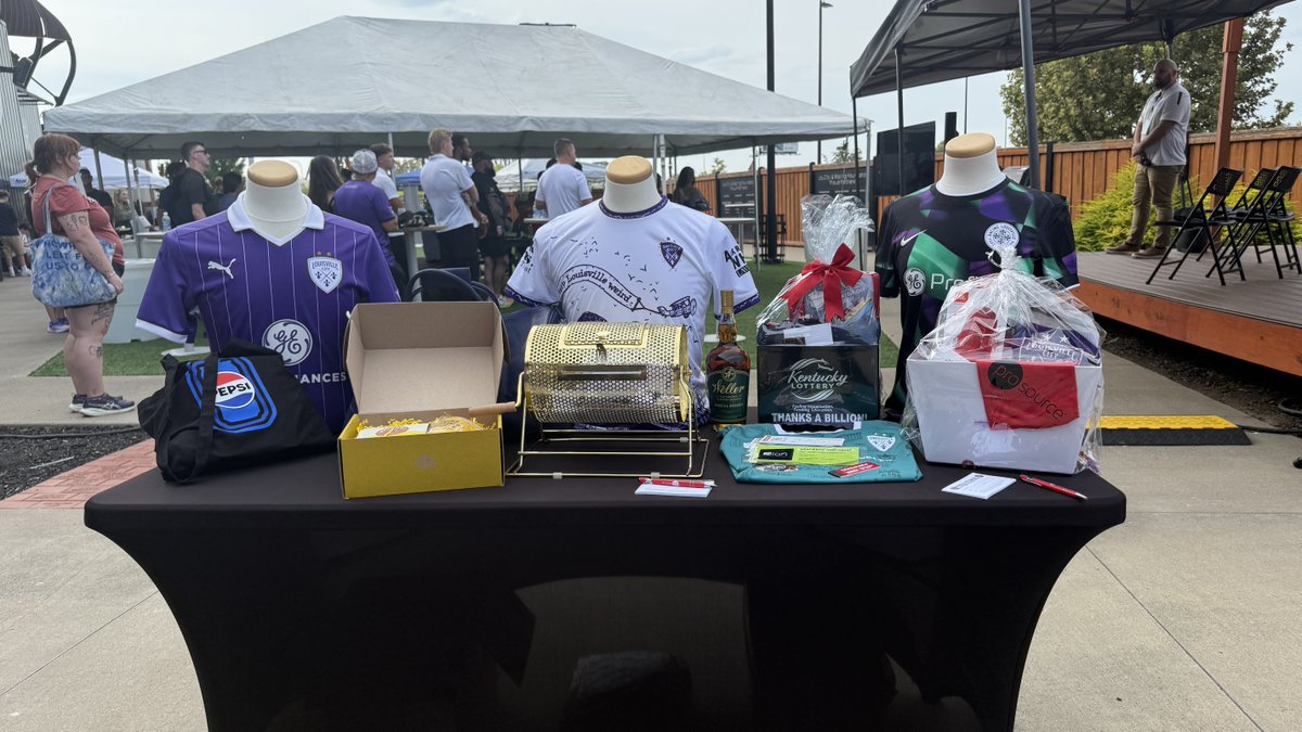 totalprosource's tweet photo. What a great night connecting with fellow partners at the LouCity game! ⚽💜

We’re thankful for our continued partnership with LouCity &amp; Racing. It was also great to connect with our charitable partner, Dare to Care Food Bank!

Thank you for a great night at Lynn Family Stadium! https://t.co/K05Wmh0h76