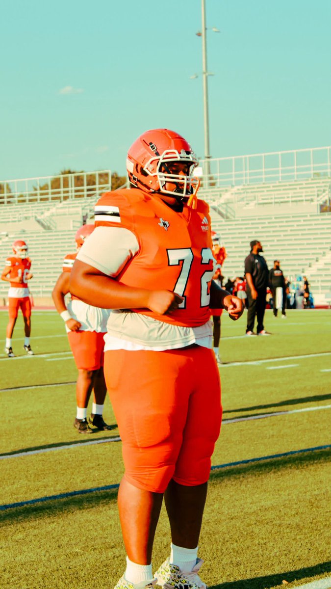 JordanNobleFB's tweet photo. 1st game🫡 https://t.co/Q6bYR3e5kx