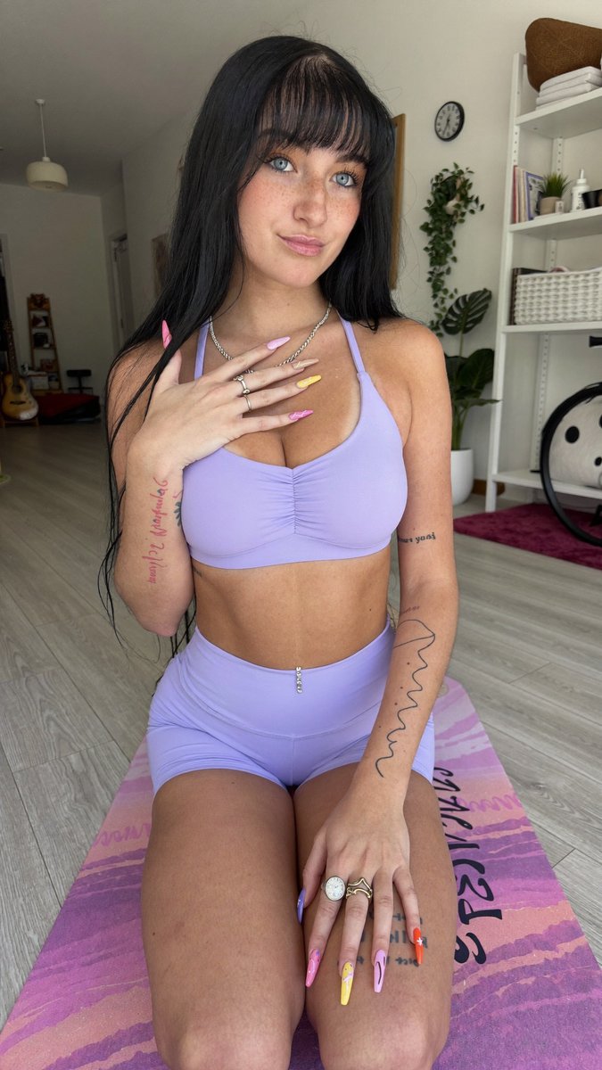 katblush's tweet photo. Should I make this harder? https://t.co/XQW5CdfBBY