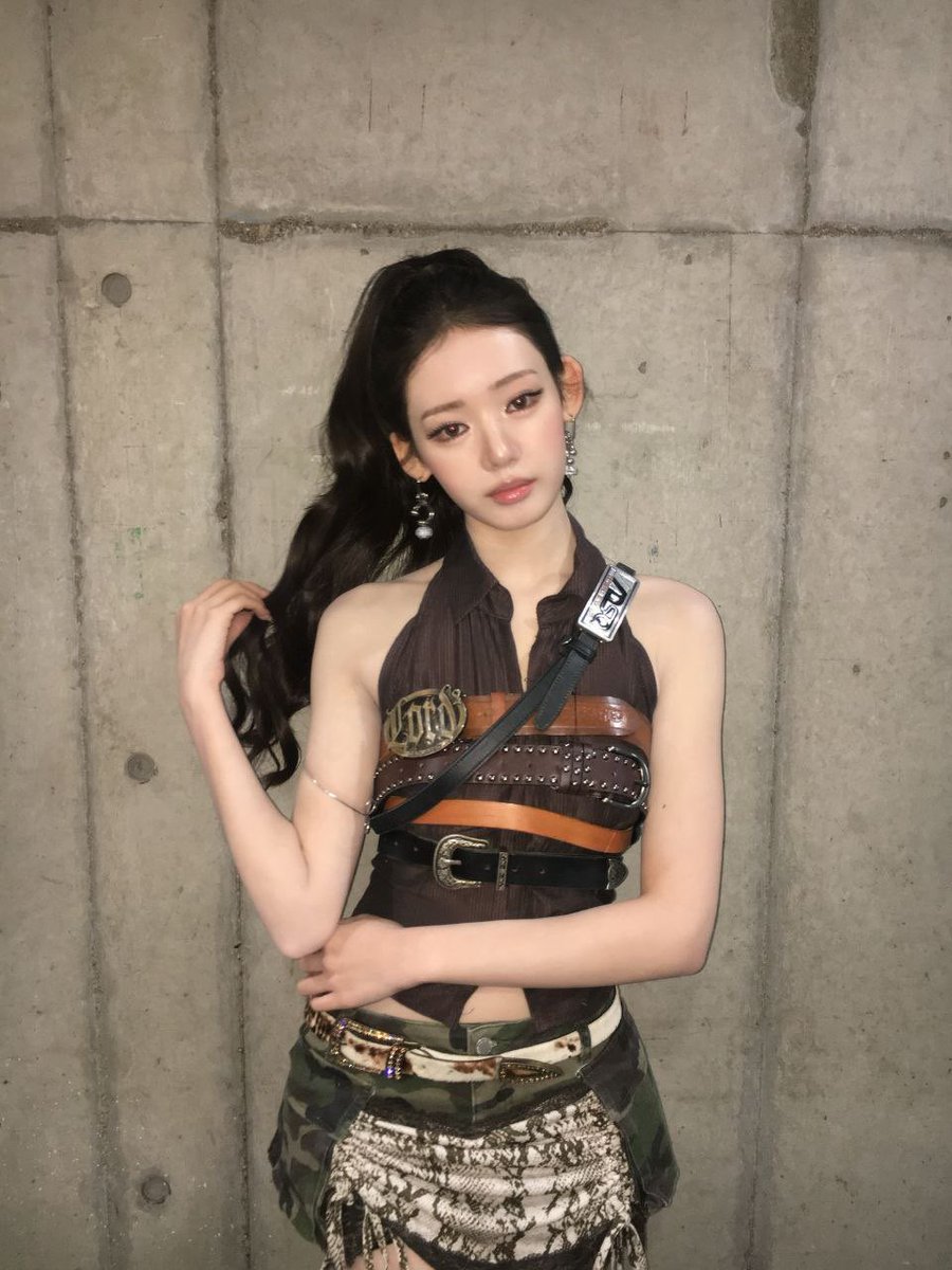 roraleze's tweet photo. Summer is hot, but I come hotter. 🤎 https://t.co/AqyZdzKIDf