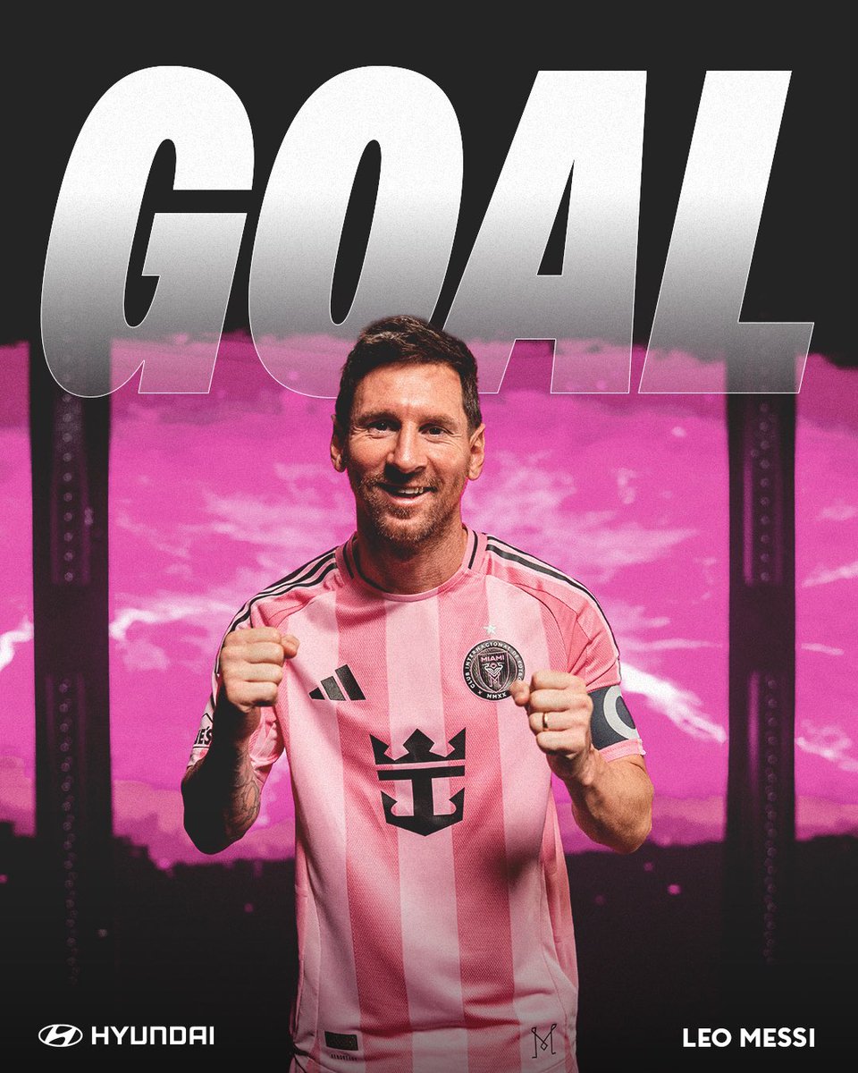 InterMiamiCF's tweet photo. 52’ | OTRO DEL 10! 💫

#MIAvMTL [3-1] https://t.co/OINgdOg8OJ