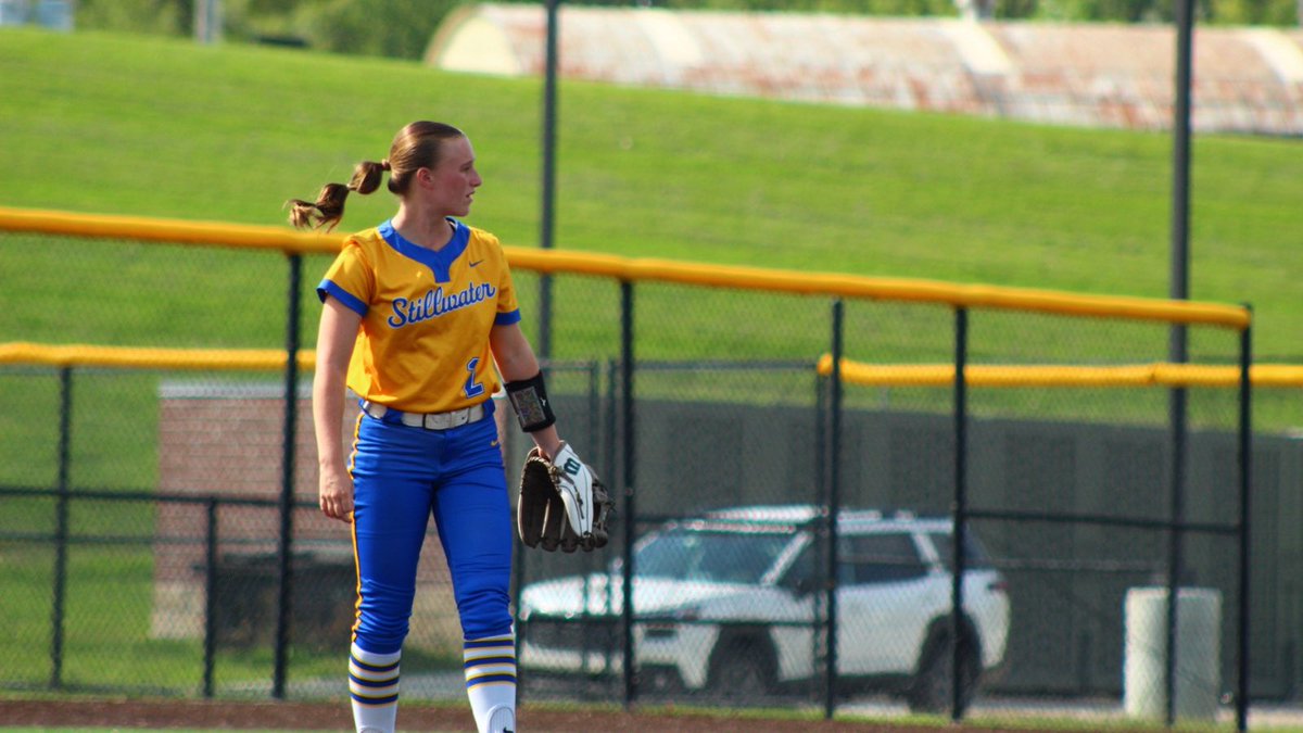 TopGunEvents's tweet photo. Day 2 of the Midwest High School Invite brought the energy! 🔥🥎

Big swings. Big plays. Even bigger team energy. These athletes showed up ready to compete and left it all on the field.

📸 Day 2 highlights!

#MidwestHighSchoolInvite #TopGunEvents #HighSchoolSoftball #EliteFastpitch