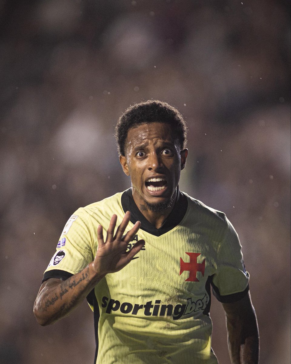 VascodaGama's tweet photo. 𝓣𝓬𝓱ê² para abrir o placar! 💪💢

📸: Matheus Lima | #VascoDaGama https://t.co/48J9PG7dLV