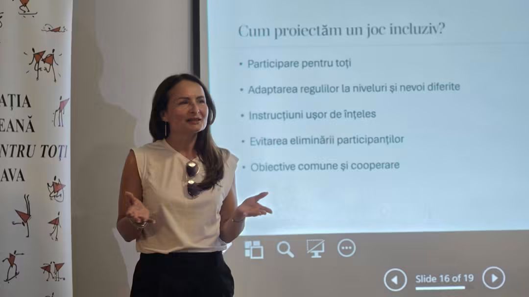AjsptSuceava's tweet photo. SAILER – de la teorie la experiență! 
În 21–22 august, la Durău, am testat practic instrumentele SAILER pentru incluziunea refugiaților și imigranților prin sport: jocuri, role-playing, gestionarea conflictelor și activități sportive incluzive.
#SAILER #ErasmusPlus #Incluziune https://t.co/XLml9T0pdN
