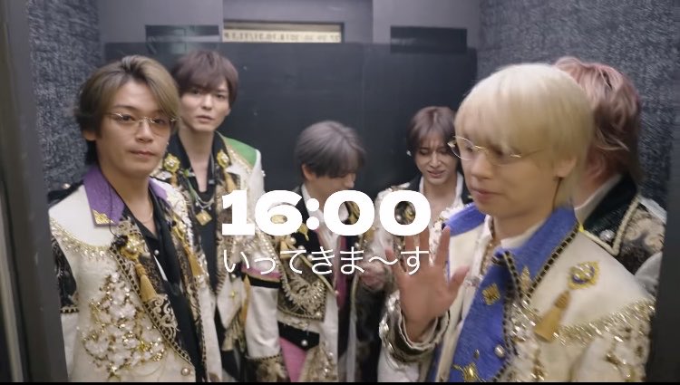 exm1220's tweet photo. S say FC動画…眼鏡👓髙木くん現る~~~(*´ノi｀)・:∴・:∴・:∴・:∴(鼻血)  🕶⸒⸒もだけど大好き過ぎる🤦‍♀️この⬇️髙木くんどストライク…
平常心で見れるかな…(100ﾊﾟｰ無理やろw) https://t.co/6jE1mPBMpb