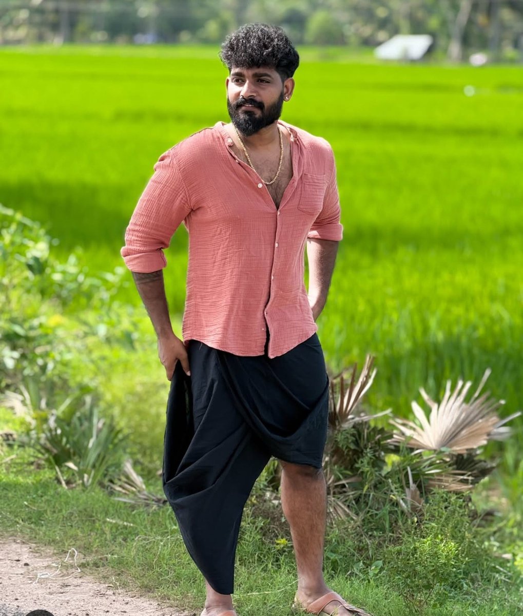 tom_ndjerry_'s tweet photo. Katta Ambala Katta 🌚🥵
Morattu body 👅💋 

#tamilpaiyan #morattukatta #ambala #tamilmen #sexyboday #tamilgay #straight #gay #fuck #top #bottom #leak #nude #lust #hot #tamilboy #maduraiguy 

https://t.co/milluSl61m

Follow for more https://t.co/ipkuXD0XLz