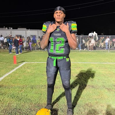IANHARRIS_'s tweet photo. #NewProfilePic https://t.co/GVIF35y2Nh