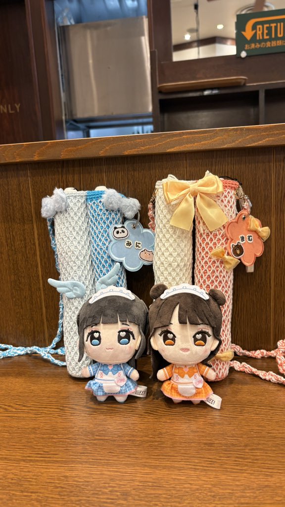 mini0_0size's tweet photo. 自作ペンライトケースで認知ほしい、

ｦﾚ : 「みてみてー！これ作ったのー！💖」
🩵: 「すごーい！！これはなーに？？？」
ｦﾚ : 「これねぇペンライトケースなの！！」
🩵: 「えー！👀グッズ化した方がいいよー！」
ｦﾚ : 「(照)、、、////💕︎︎」

 #iLife  #虹羽みに #グッズ化できますか？ https://t.co/JsWeXqNHIJ