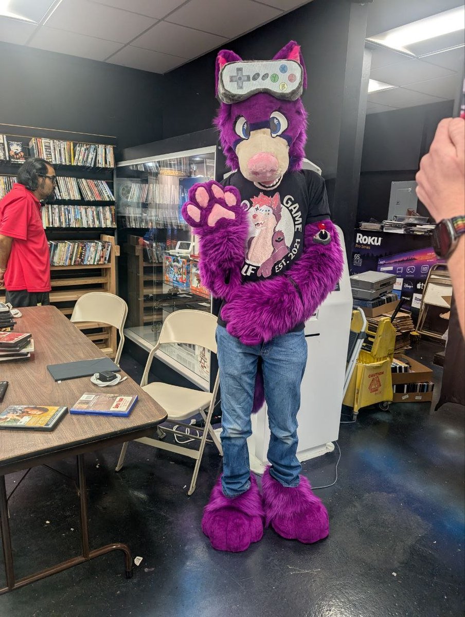 RetroGameWolfUT's tweet photo. I came out of hiding to visit Retro Game Wolf in Taylorsville and SLC! Were you able to meet me today?  #furrygamestore #videogames #videogamefursuit  #furry #furriesoftwitter #retrogamestore https://t.co/XT440AZetu