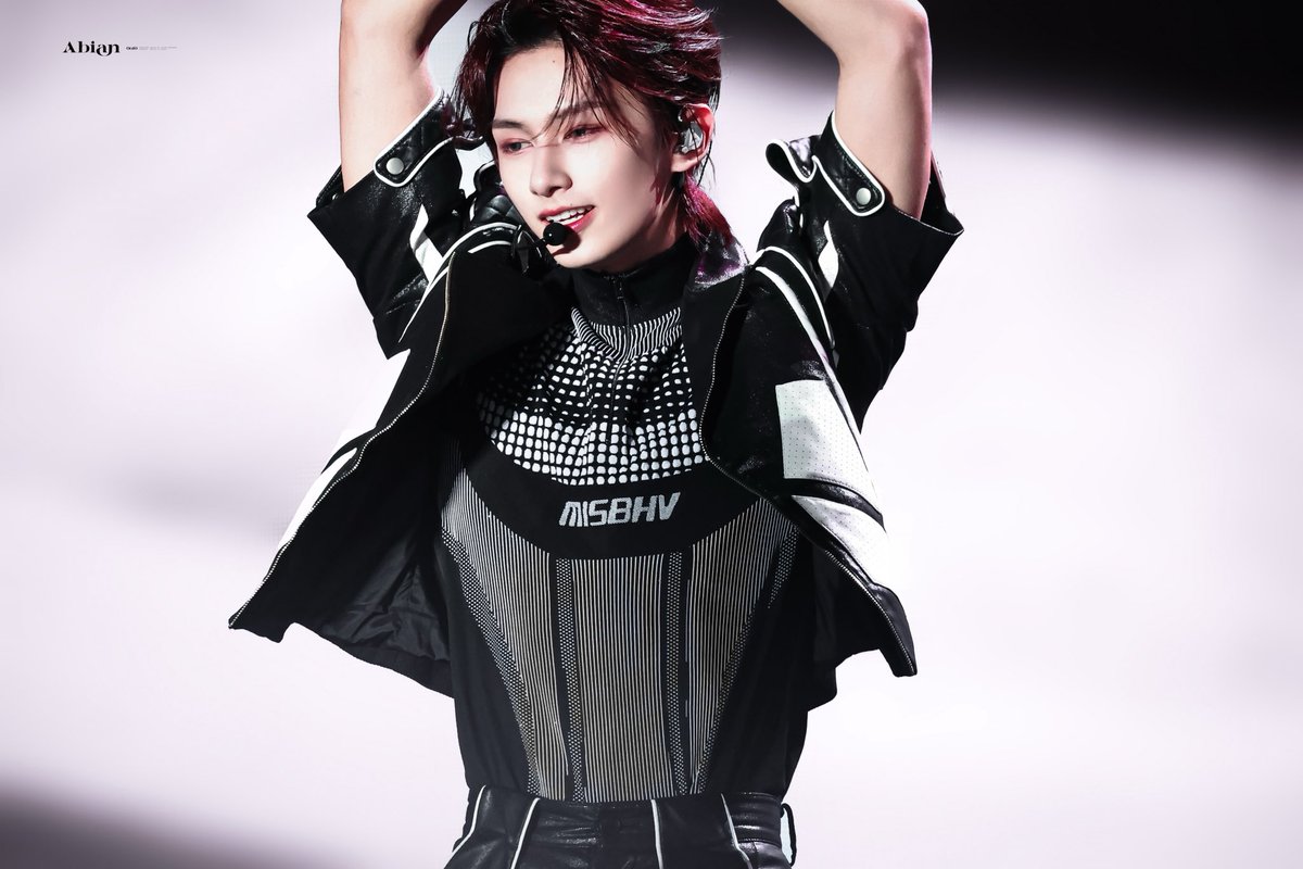 abian04's tweet photo. Vitamin

#준 #JUN #문준휘
#세븐틴 ⁠⁠#SEVENTEEN

@pledis_17 https://t.co/1G1N5Vavux