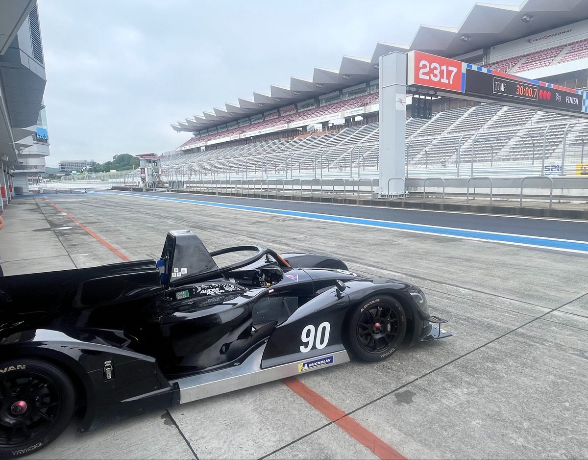 k2__garage's tweet photo. 📍富士スピードウェイへ走行に来ています!
本日は涼しく、過ごしやすい走行日になりそうです🏎️💨
あっという間に8月最後の日曜日!
本日もよろしくお願い致します🙇♀️🏁
#富士スピードウェイ
#vGranz
#MEC120 https://t.co/sa6IXAXFFr