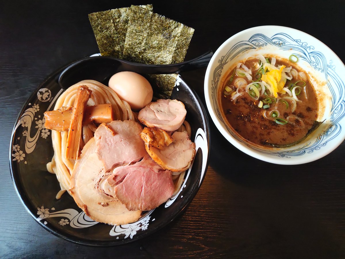 medamarimo's tweet photo. 今日はつけ麺…🍜

#麺屋たけ井　#麺屋たけ井本店　#たけ井 https://t.co/Fs31oSghHa