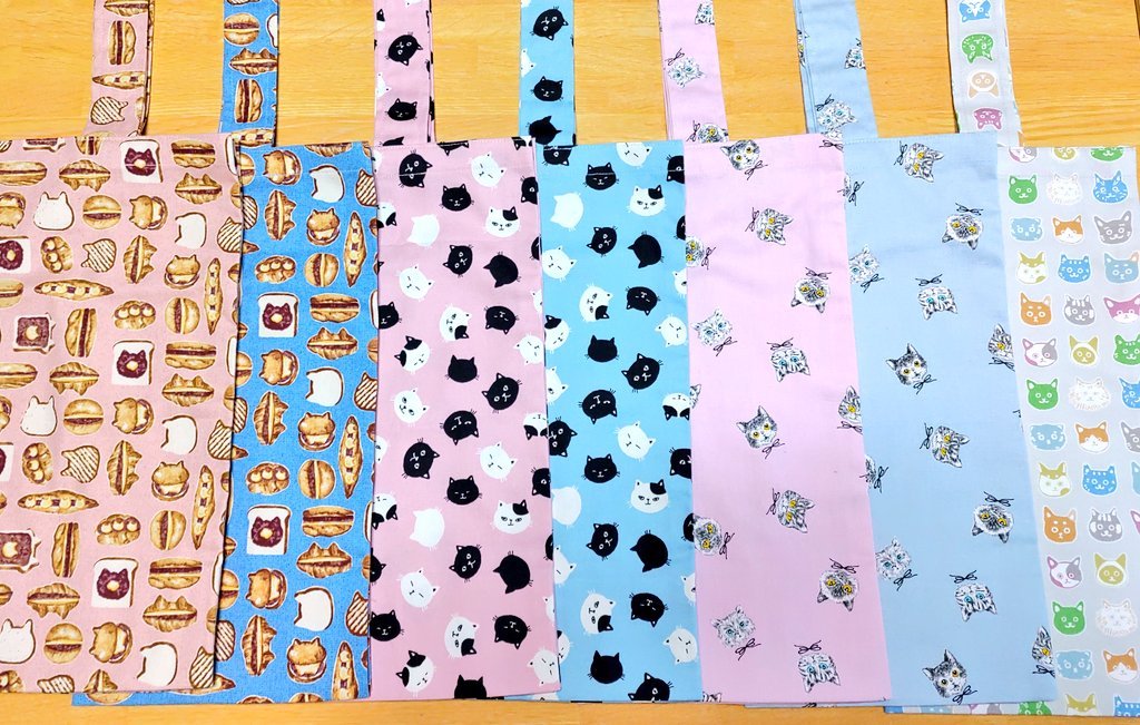 NEKONOTESEWING's tweet photo. 9月6日(日) 叫人Fes2026会場にて
ねこのてソーイングチャリティー販売会やります🌊
時間は未定(スミマセン🙏)ですが、折りたたみトートバッグとぺたんこになるファスナーポーチ(各種1,500円)を販売します🐈
写真以外の柄もありますので覗いてみてくださいね👀
お土産に！思い出に！是非✨
@sakebitofes https://t.co/pBxguqL646