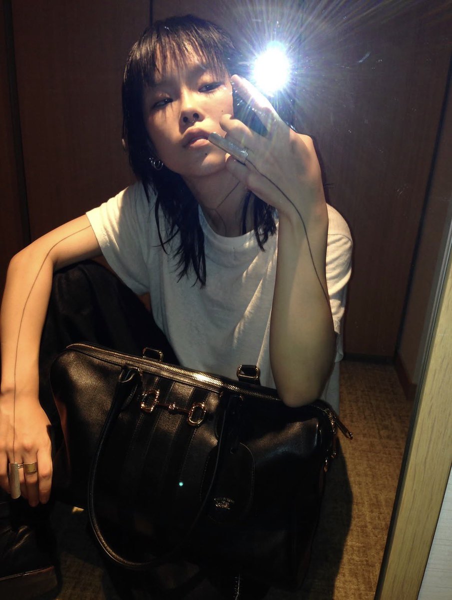 ccon_lpz's tweet photo. 起きたら爆イケここな投下されてて、普通に｢ヴッ眩し、なんじゃこのイケメンは｣って声出た https://t.co/z4erHm0lb4