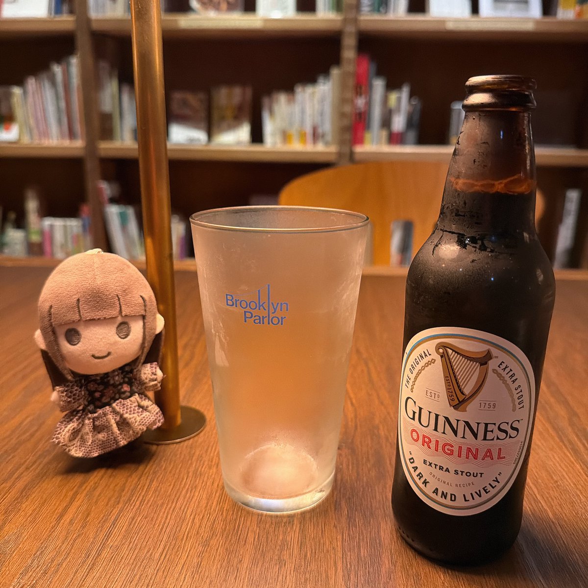 eima_hiyou's tweet photo. 今日は少し寒いので温かい飲み物を飲もう https://t.co/v1YIGZrPhW