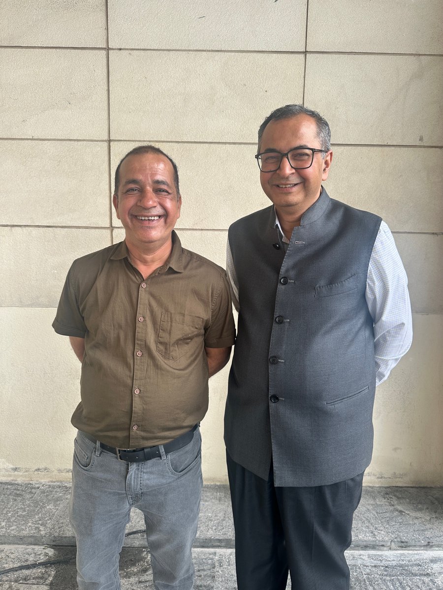 jkfinserv's tweet photo. @Manthan 2026-With Mr.Rahul Goswami -Fixed income/Debt CIO franklin templeton #mutualfunds #jkfinserv #investtoday #dreamhome #wealthbuilding #financialplanning https://t.co/SMThq0pghz