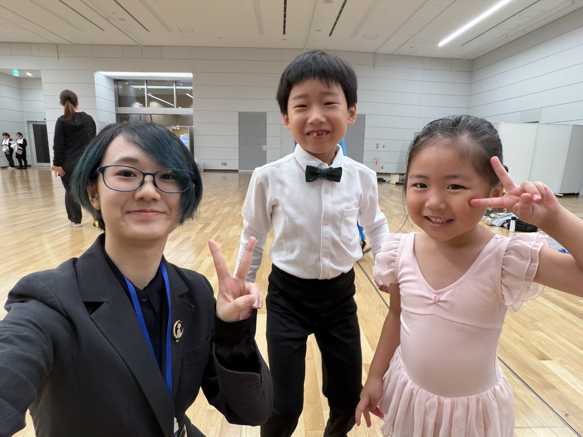 ORainbows's tweet photo. 本日は浜松町館で競技会💃🕺
去年のリベンジでうちに来ている子たちがラテンに出場しました❣️
楽しく踊れていて良かったです😊 https://t.co/jdf5E3geVw