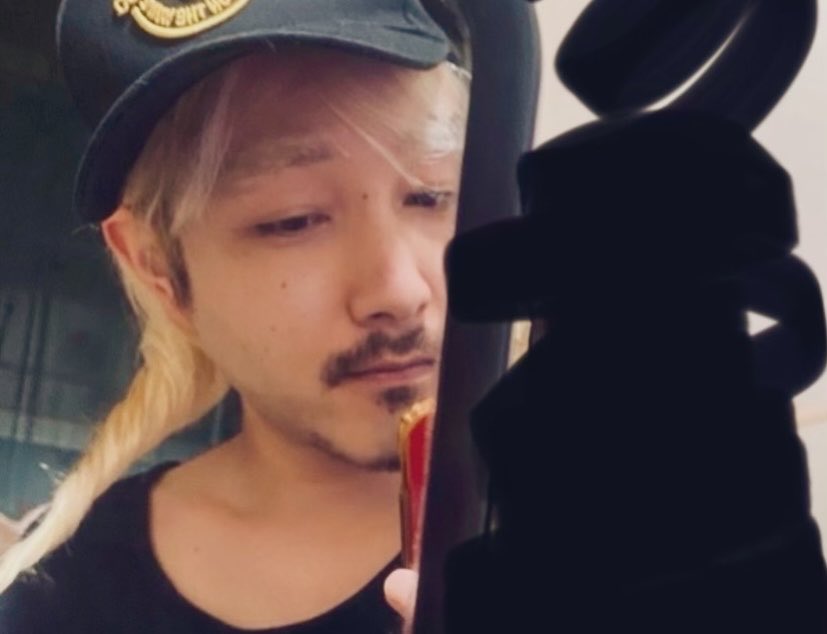 ke__keke's tweet photo. 誕生日とっくに過ぎてた
今の僕 https://t.co/1ydneXwTBg