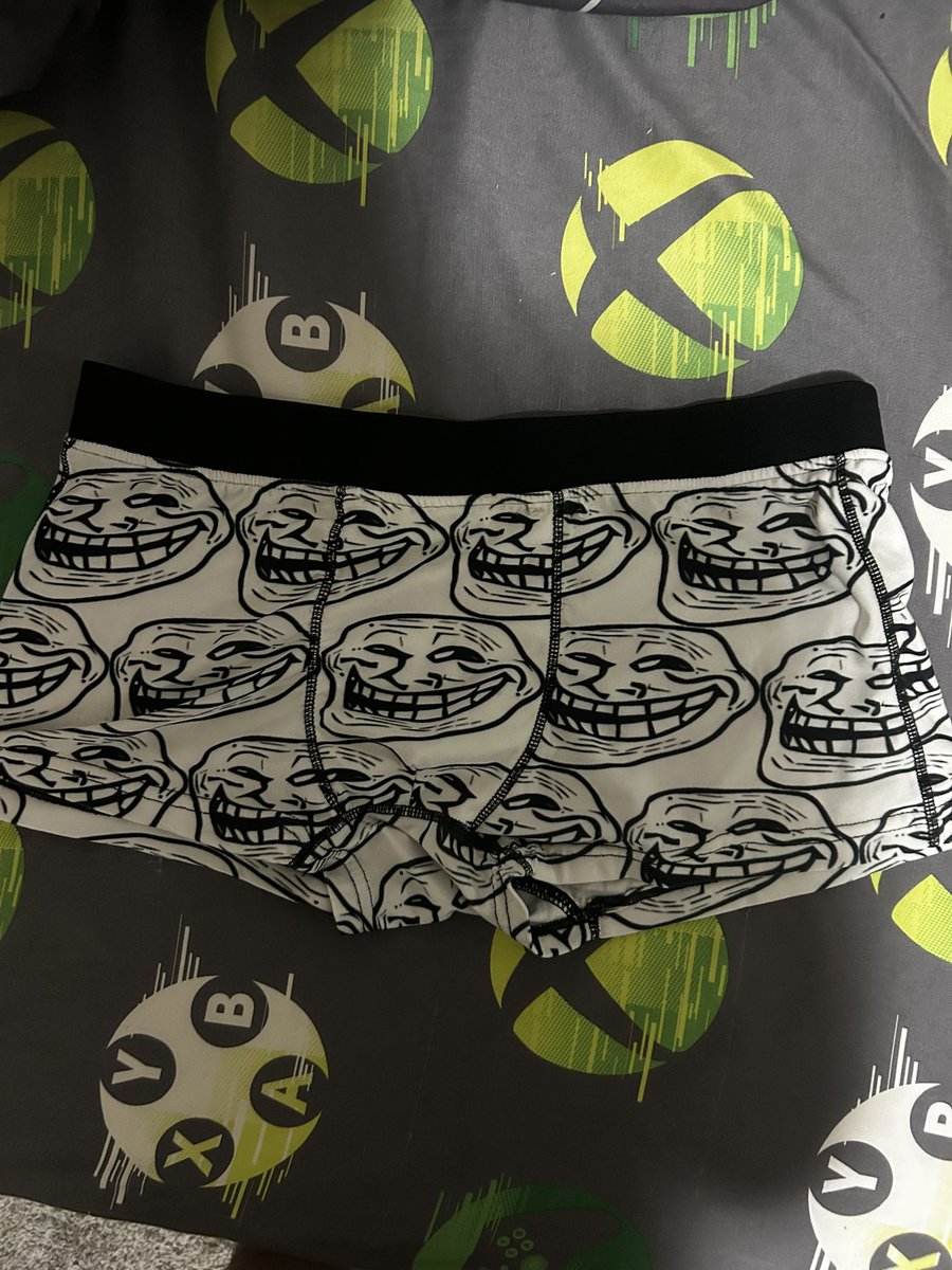 spockrockcock's tweet photo. fav pair of boxers https://t.co/8LphFCnhvE