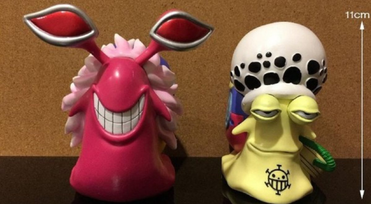 sandman_AP's tweet photo. Oda’s editors can’t afford to miss a call from him, or he’ll get mad.😡 They even sleep with their phones on their chests. In 2017, one of his editors admitted that he’d developed *phantom vibration syndrome*; feeling like his phone was vibrating even when it wasn’t.😭😭 https://t.co/GSFQ0yLKwv