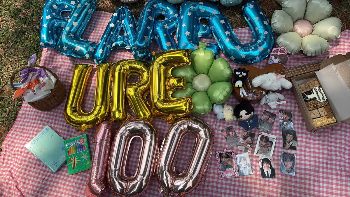unakbabyunak's tweet photo. HAPPY 100 DAYS DEBUT FLAREUU!! 😆🫰🏻🫰🏻 #100DaysofURECHIVE #UREchive #플레어유 #FLAREU @flareu_official
big thankss untuk kakak2 yg bikin event inih bakal nunggu next event nyaa @FLAREU_INA and thankss buat freebies nyaaa love 😋🫰🏻 @luzidice @Caramelowfat @leeleowoni https://t.co/w4eBPXBypT
