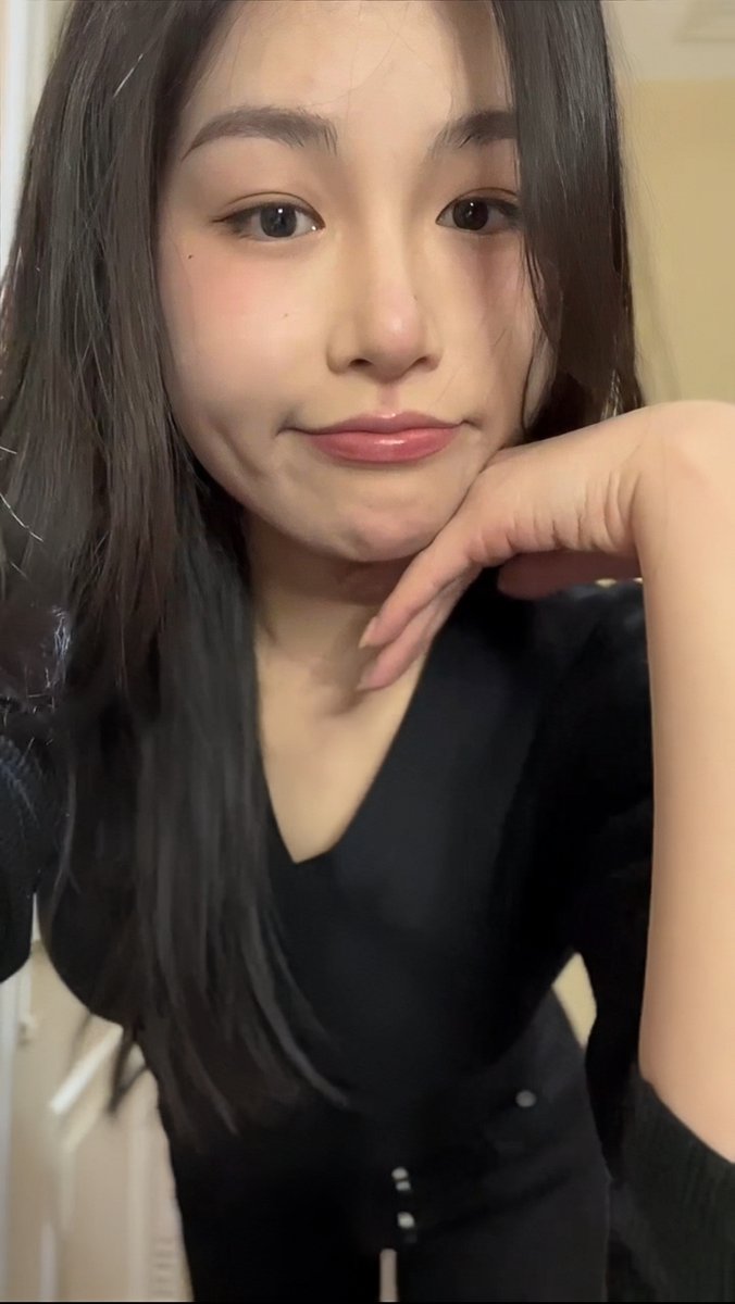 jaysarma00's tweet photo. 斗门区
老师033
订课截图联系客服：@RODRIGO56886504（订100抵课费，白嫖勿扰）

#珠海
海水有尽头，

月亮有圆缺，

人间有不足，

但你在就能弥补。 https://t.co/tnnVSfgkjU