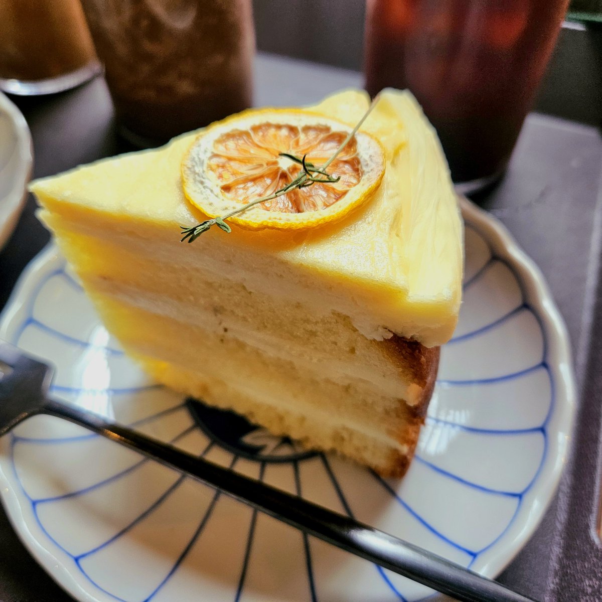 Drexm_pluto's tweet photo. 🍋🍰
레몬 케이크 https://t.co/JpRApDYo4H