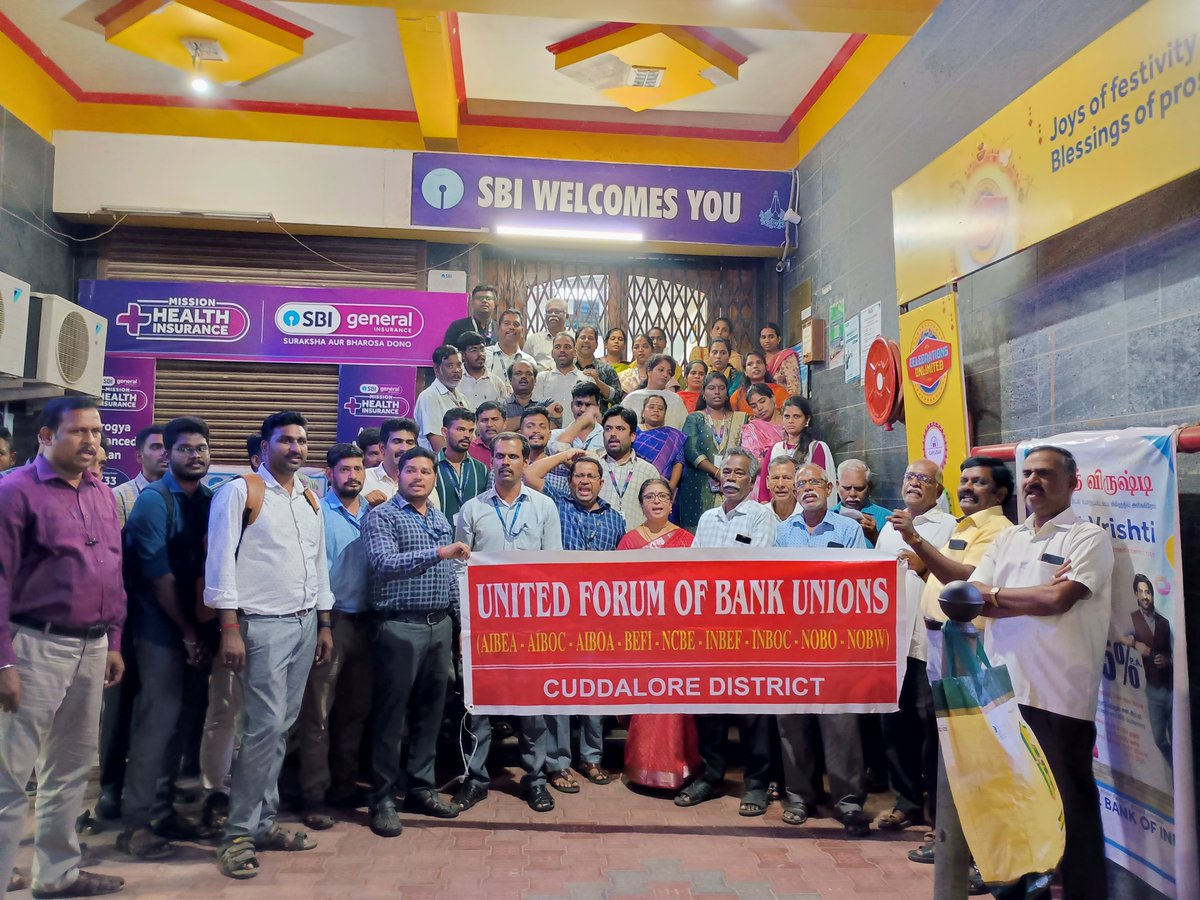 SMeera1798604's tweet photo. #5DayWeekandFairPLI
Our Demand 5 days banking JUST AND RIGHT https://t.co/ggP1YcCLAp