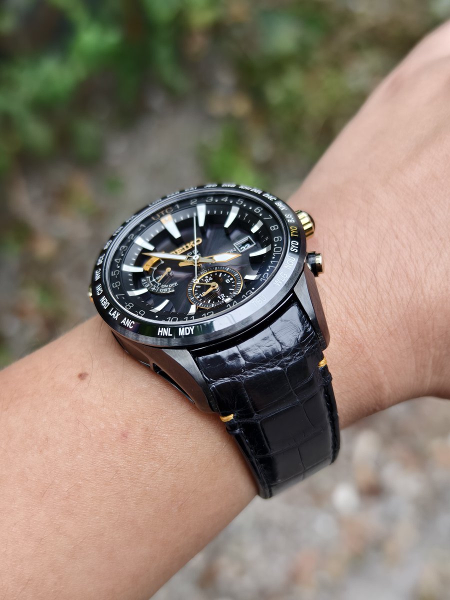 MIYABIv1104's tweet photo. 🍣🥟Soft daily ladies wrist watch leans toward cozy life style positioning, low key non flashy appearance adapts most daily looks, thin case will not interfere with hand movement, breathable strap keeps comfort in long time wear, fits household chores grocery shopping office shi https://t.co/tFsDAA0aCH