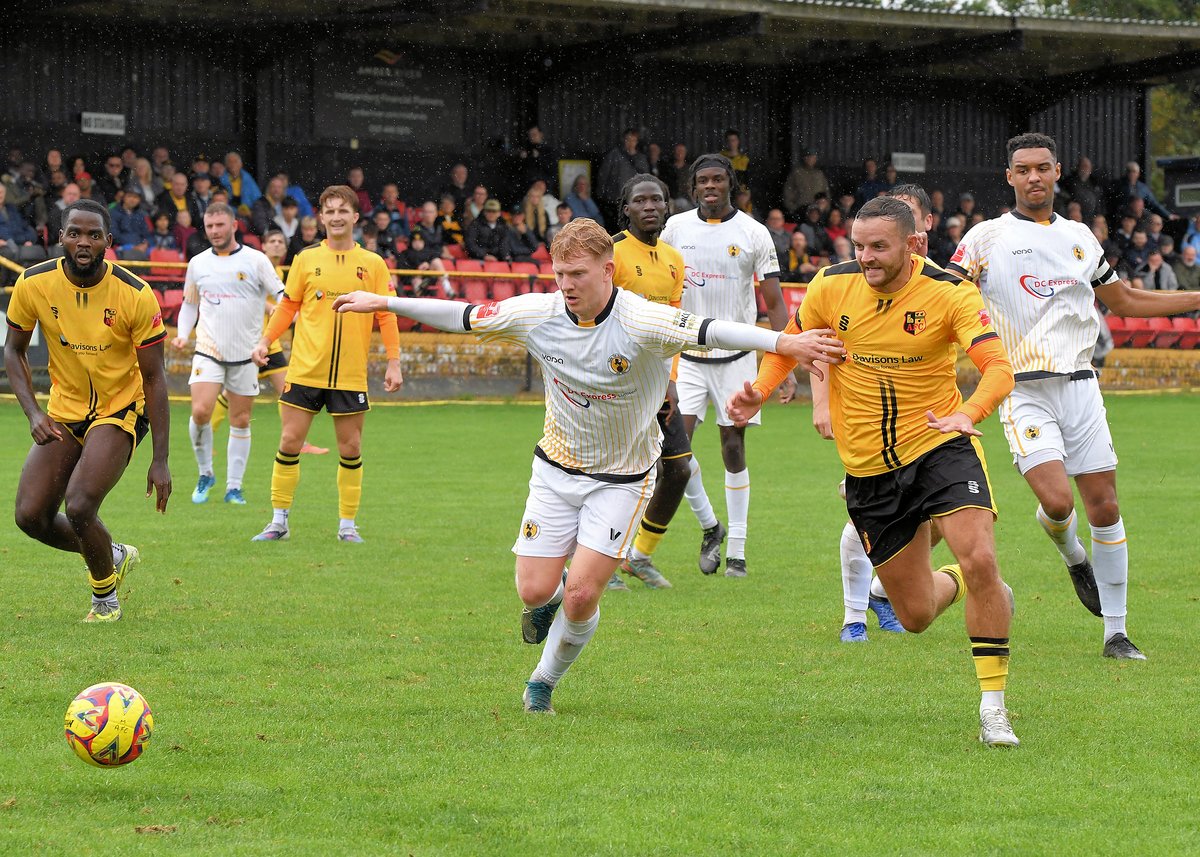Alvechurch1st's tweet photo. Photos from Saturday's 2-0 win over Racing Club Warwick are now available to view on Flickr ⬇️

📸 @IMacvie 

https://t.co/K0ECDsQIfl https://t.co/0Gu9V0QUFY