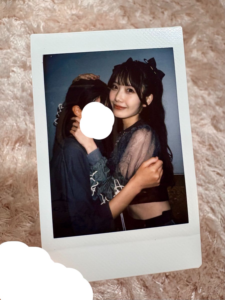 fuuu_jwl's tweet photo. 現グレー衣装一生見てたいくらいには大好きなのだけど、最近生誕とか初期衣装とか、グレーかと思いきやｻﾝｸﾞﾗｽとかww、女限欠席とかで長らく見れてなかったので明日楽しみ🥹
最後にちゃんと見たの7/4だた🥹
ちなみにコレここ最近で1番大好き https://t.co/PKTwMOWt8o