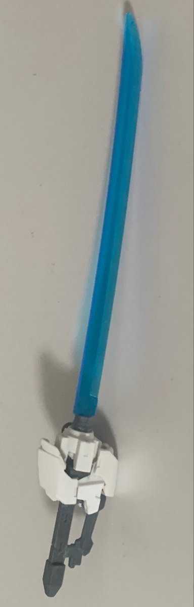 saygoodbye13301's tweet photo. メイン近接武装

以前の武装からかなりコンパクトに。
3mm接続だった柄部分を加工して近接武装用のジョイント用に。
パーツそのままだと刃と柄の間が余分に見えたので整えて宇宙ポルタのバーニアにハマるよう調整してます。

#30MM
#30ML https://t.co/PzsaDFq15o