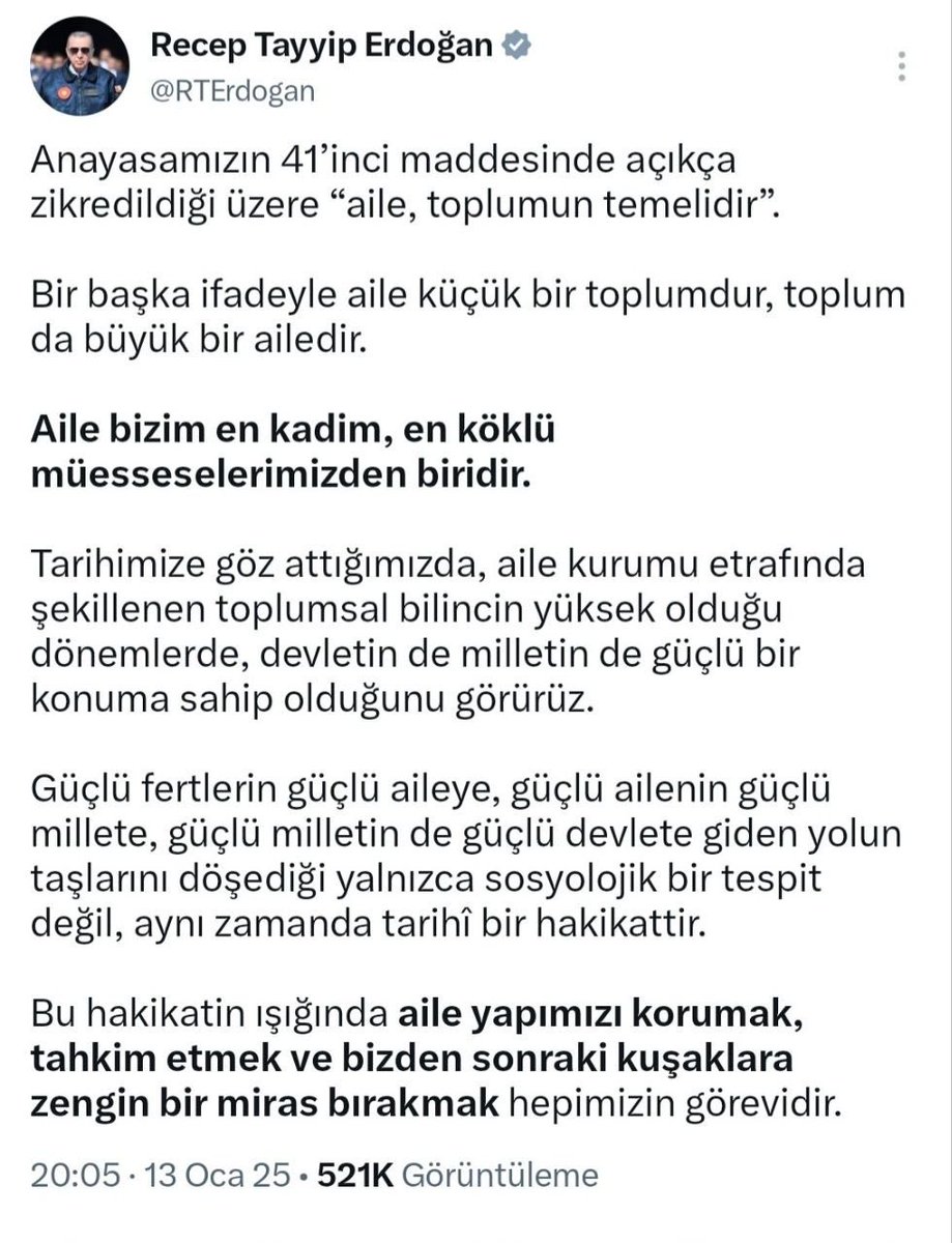 Tuugcc3's tweet photo. @RTErdogan Sayın Cumhurbaşkanım, Ülkemizin karşılaştığı zorlukları başarıyla aşan o güçlü iradenize olan güvenimizle, parçalanmış öğretmen ailelerinin yeniden bir araya gelebilmesi için beklenen il emri kararının alınmasını yürekten arz ediyoruz. @RTErdogan  #AileYilindaAyriKaldik 🌉 https://t.co/52nryWTkSo