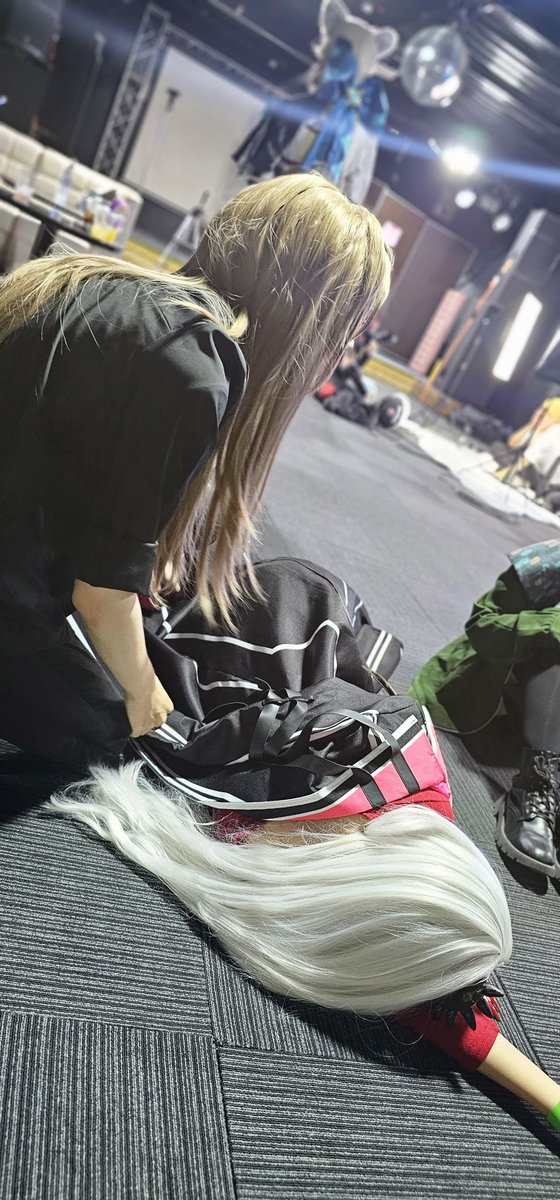 Tomoe120708's tweet photo. みんなから大量に寝てる写真送られてくるの面白い、目撃者どんだけ居たんですか笑
#エーファイル https://t.co/q0WUGM4YwH