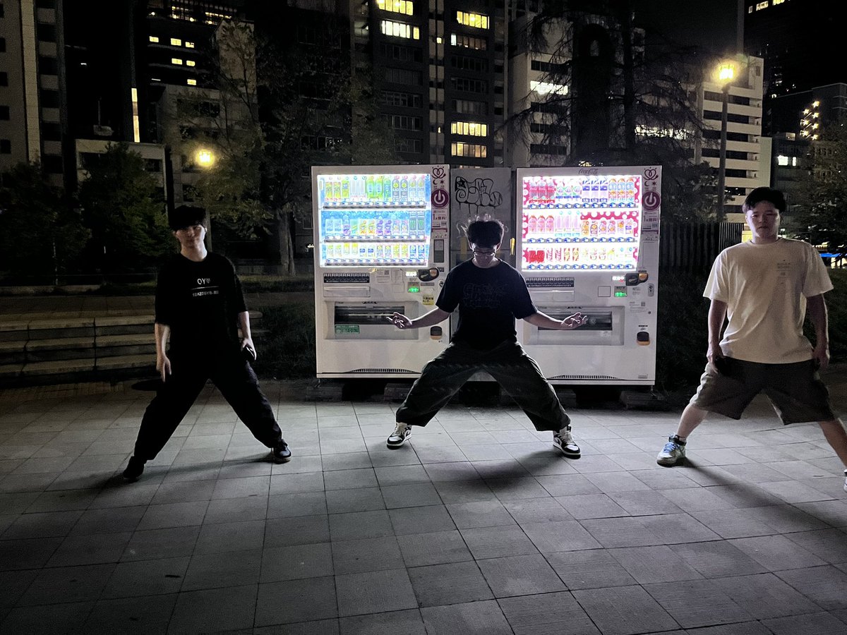 lilyppaman's tweet photo. みつき　自販機　うぇっへい　自販機　ののぷよ https://t.co/JqQWRMPPCJ
