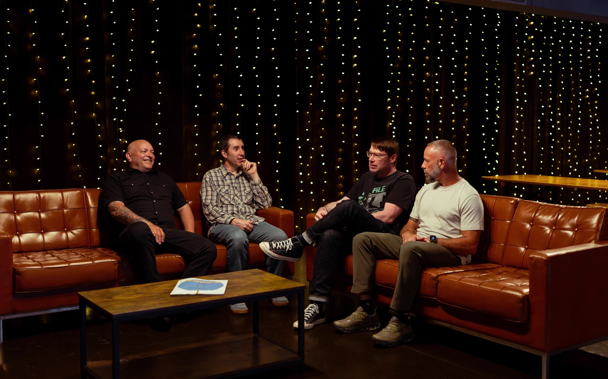 HQ960XfagAAMwRY?format=webp&