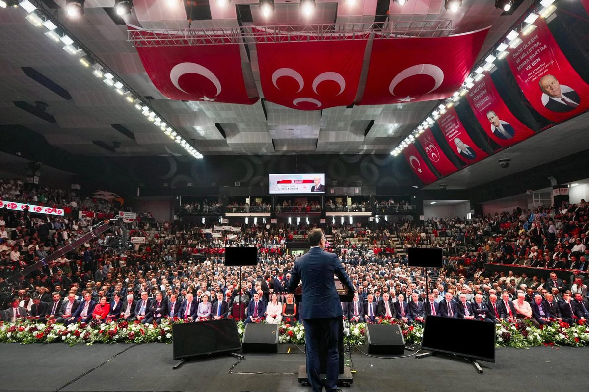 Fatihkaya61's tweet photo. Milliyetçi Hareket Partisi İstanbul İl Başkanlığı Olağan Kongresi’nde İl Başkanlığı görevine seçilen Sayın Volkan Yılmaz’ı, yeni İl Yönetim Kurulu’nu ve görev alan 39 ilçe başkanımızı gönülden tebrik ediyorum.

Rabbim birlik ve beraberliğimizi daim eylesin. https://t.co/ZEBWu9H6lb