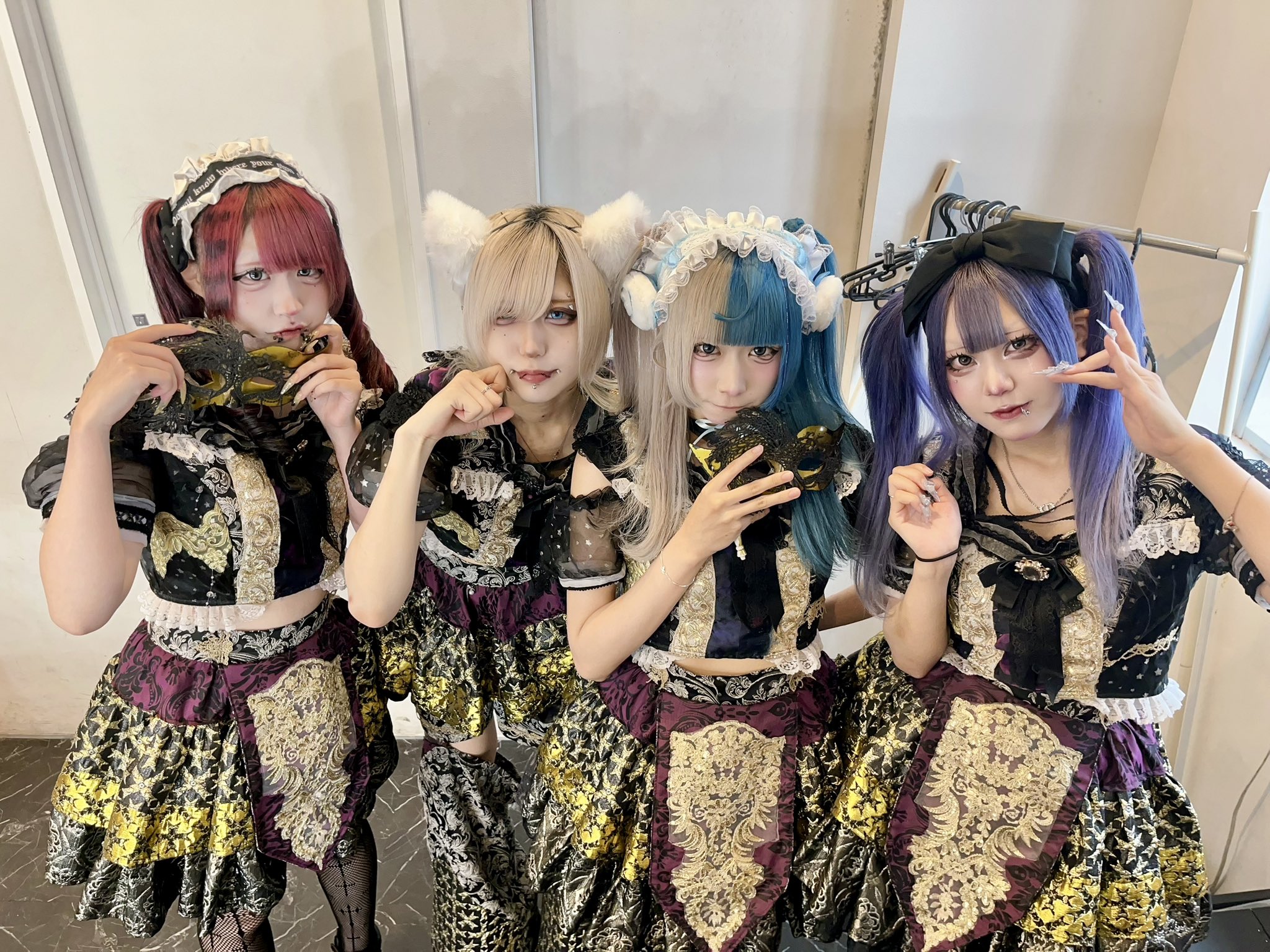 HQ9AYMDbIAAwHaU.jpg:large