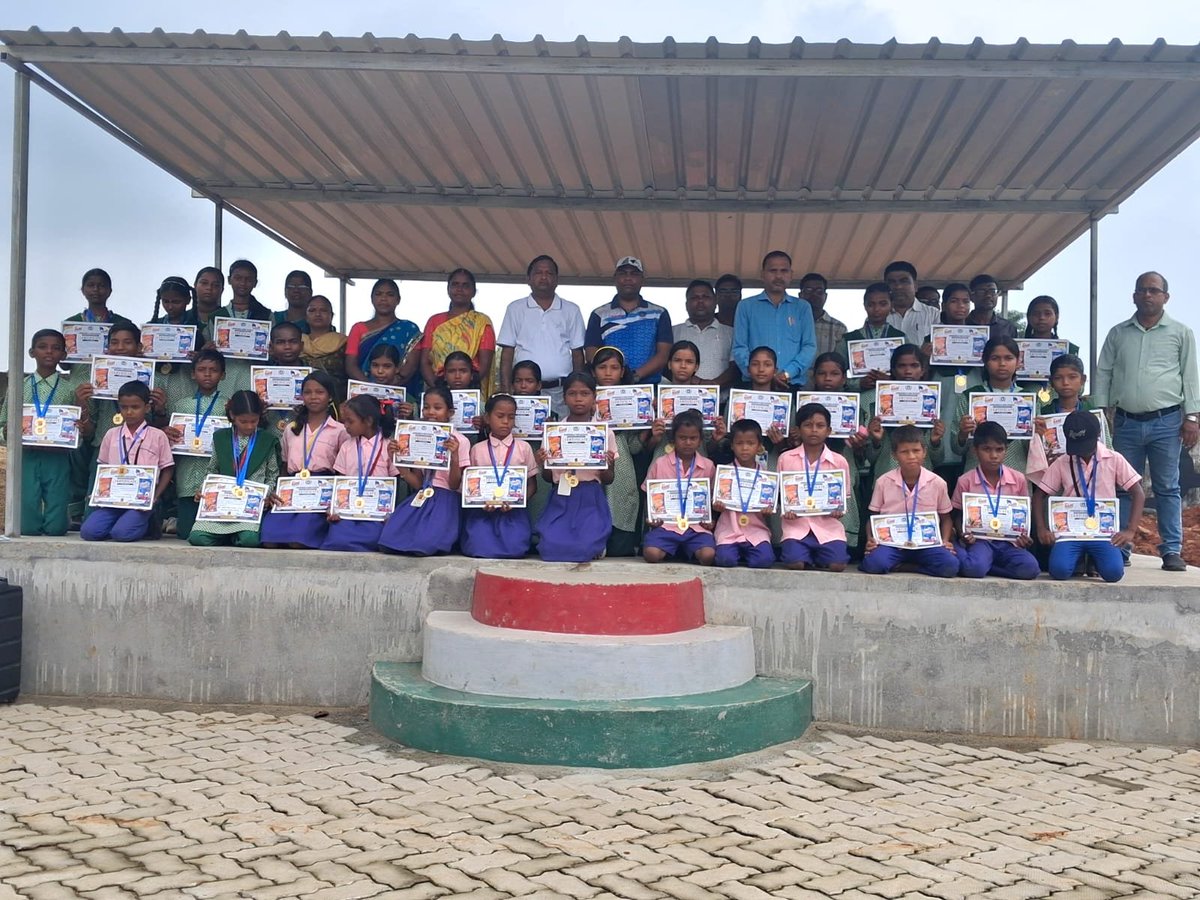 DSERamg's tweet photo. Concluding Day Activities of National Sports Day 
@prdjharkhand @PrdRamgarh @DC_Ramgarh @JepcJharkhand @DEORamgarh @EduJharkhand @EduMinOfIndia 
#nationalsportsday https://t.co/rZ6v367kA6