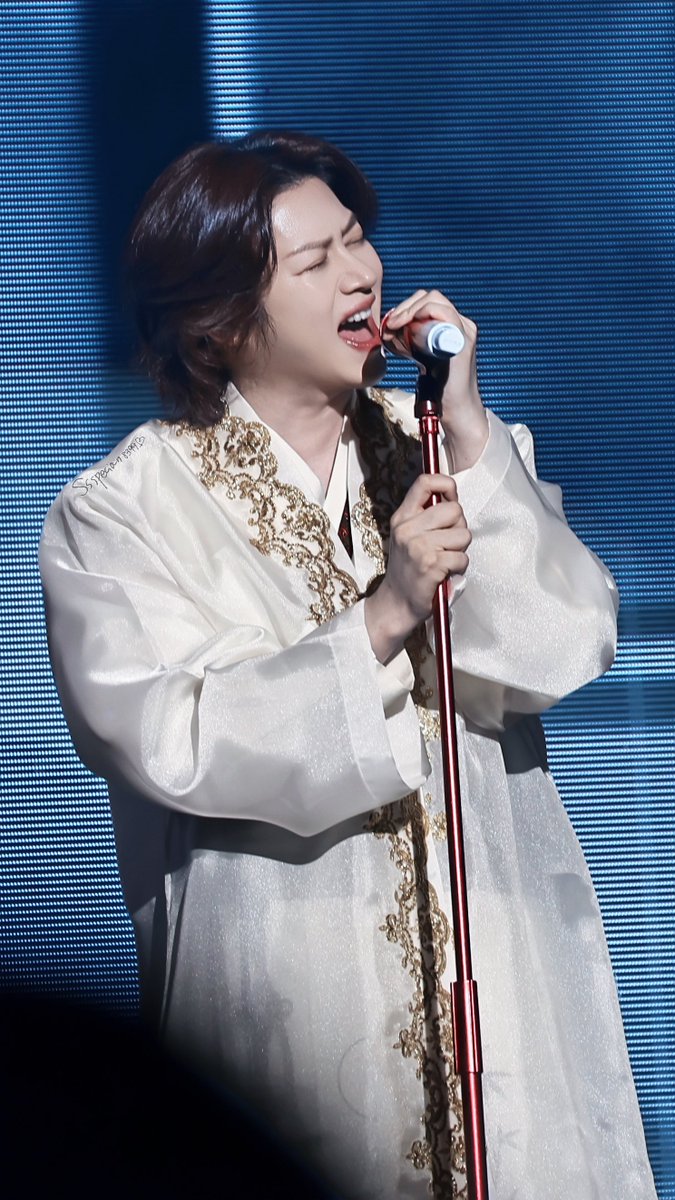 Ssspecial1004's tweet photo. 260829 [1983] 83z Fancon in Hong Kong

무대를 알차게 쓰시는 孤獨男

#heechul #希澈 #김희철
#83line #superjunior83z  
#superjunior #슈퍼주니어 https://t.co/ulENJxoDrC