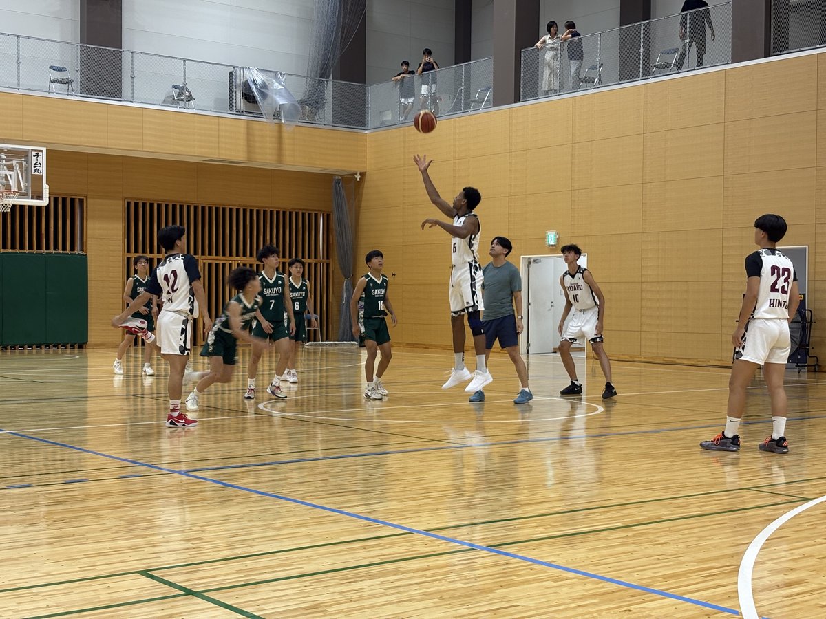 sakuyoHS's tweet photo. 作陽バスケ部男子ブログより
リーグ戦後期１
８月２８日（金）
放課後に理大附属さんが来校してくれて後期リーグ戦を行いました。
反省点を活かしてWC予選でもう一度理大附属さんとできるように準備していかないといけませんね！
理大附属のみなさんありがとうございました！
https://t.co/GJ4yr6GKgw https://t.co/Kji4ipOcID