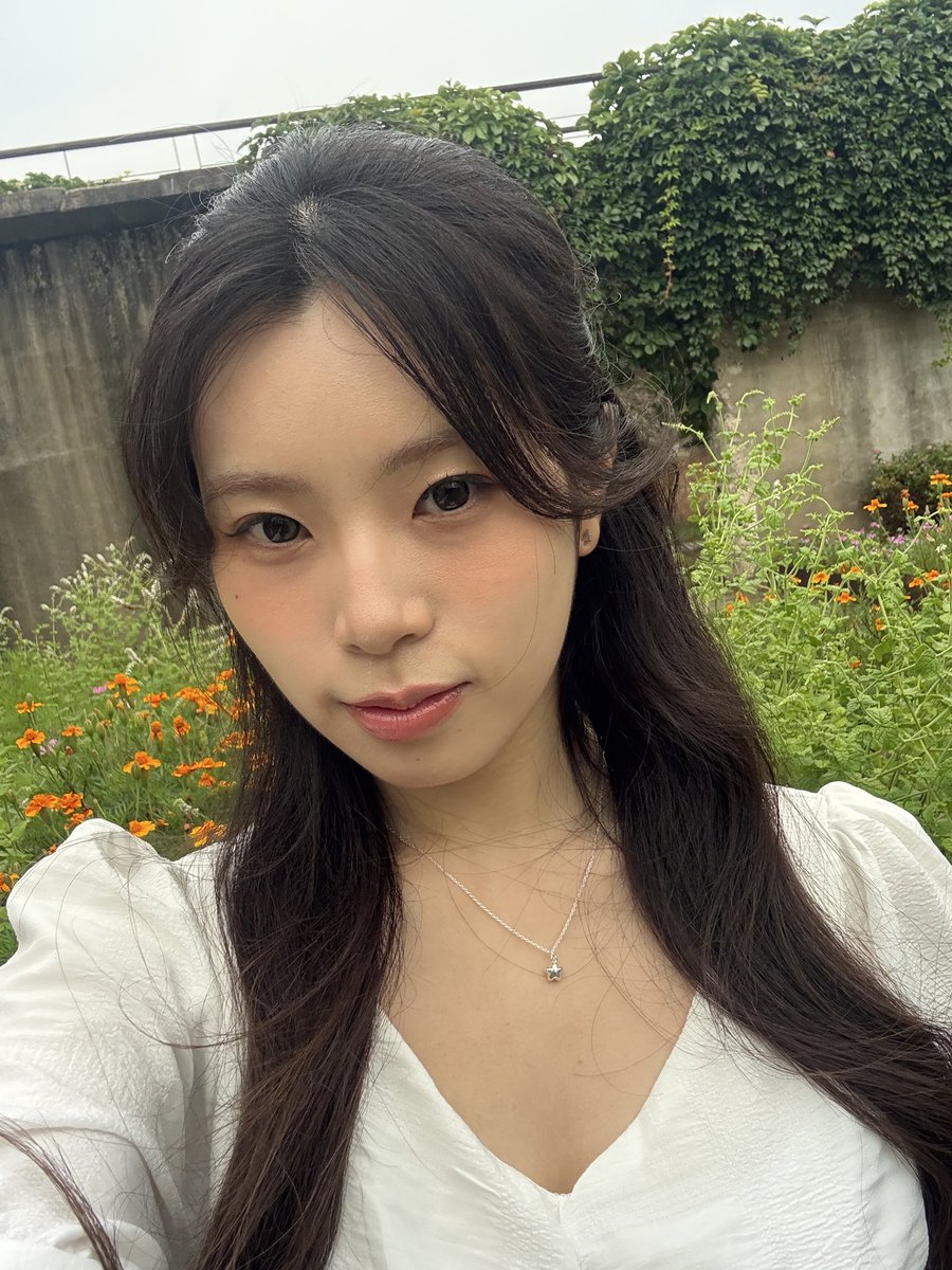 Imond_Official's tweet photo. [미쿠 🐿️🧡]

미닝 하이~🙌💕
드디어! 새맴버 리온의 커버영상이 올라갔어요🎉
우리 리온이 열심히 했으니까요!!
많이 듣고 많이 사랑해주세요🫶

#아이몬드 #IMOND #アイモンド #미쿠 #Miku https://t.co/OshUVYoc3C
